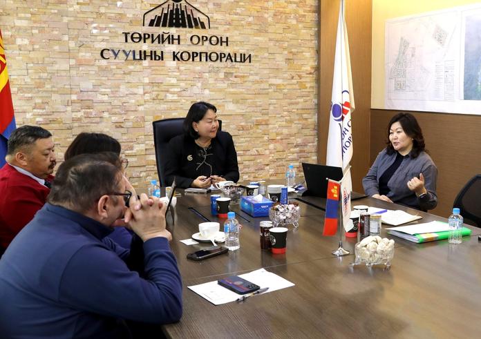 “ТӨРИЙН ОРОН СУУЦНЫ КОРПОРАЦИ” ТӨХХК-ИЙН ТУЗ-ИЙН ДАРГА, ГИШҮҮД КОМПАНИЙН ҮЙЛ АЖИЛЛАГААТАЙ ТАНИЛЦАЖ АЖИЛЛАЛАА