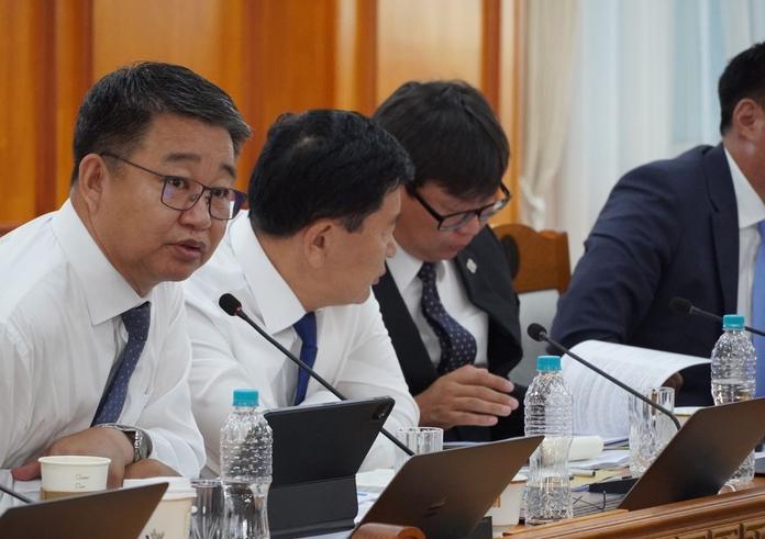 ТӨРӨӨС ОРОН СУУЦЖУУЛАЛТЫН ТАЛААР 2024-2028 ОНД БАРИМТЛАХ БОДЛОГО ЧИГЛЭЛИЙГ ХЭЛЭЛЦЭВ