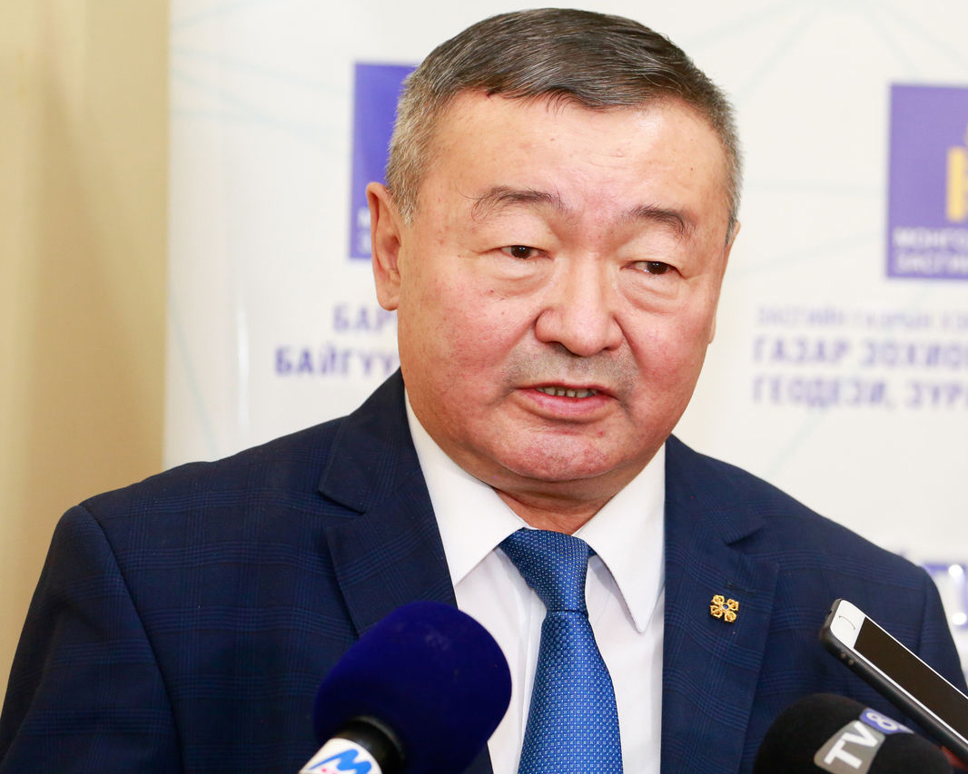 Х.БАДЕЛХАН: ТӨР ХЯМД ОРОН СУУЦ ХУДАЛДАЖ АВНА