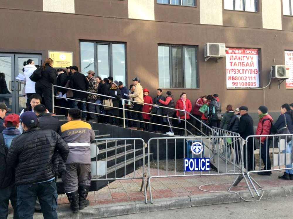 “ТҮРЭЭСИЙН ОРОН СУУЦ” ХӨТӨЛБӨРТ 2604 ИРГЭН БҮРТГҮҮЛЛЭЭ